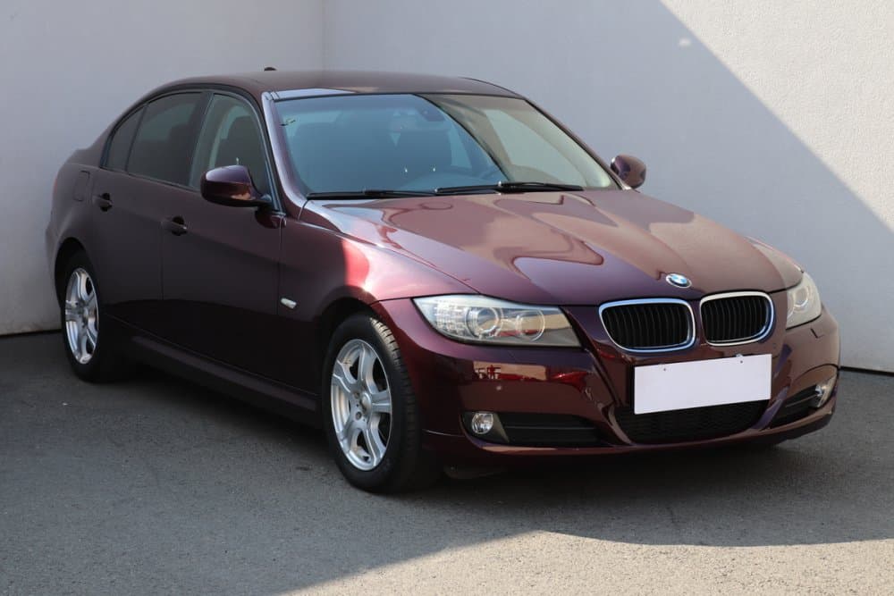 2010 BMW 3-SERIES