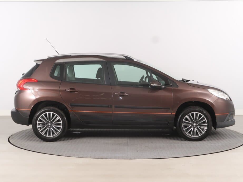 2014 Peugeot 2008 - 8