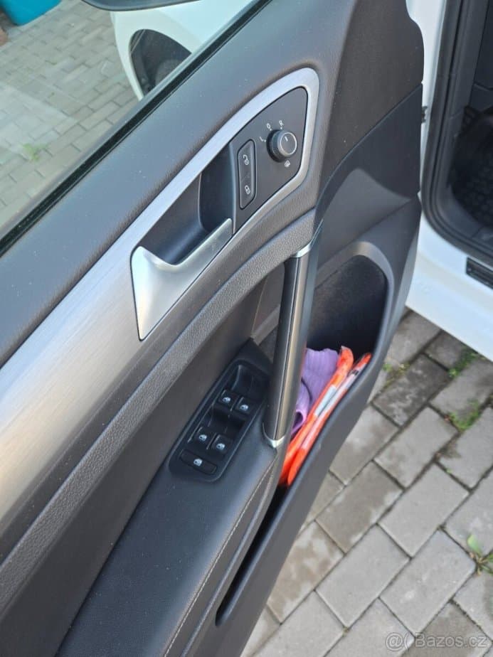 2016 Volkswagen GOLF - 10