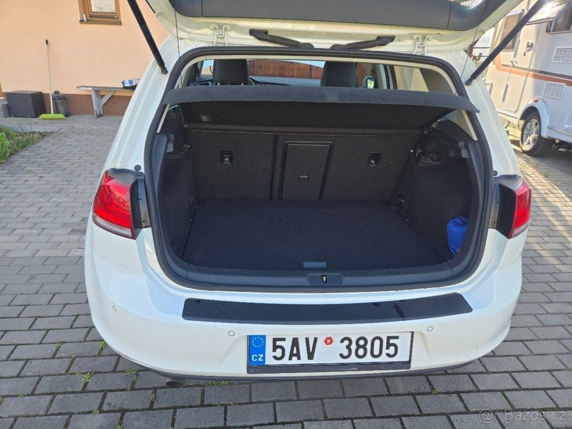 2016 Volkswagen GOLF - 11