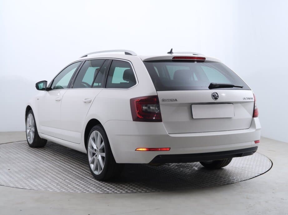 2019 Škoda OCTAVIA - 5