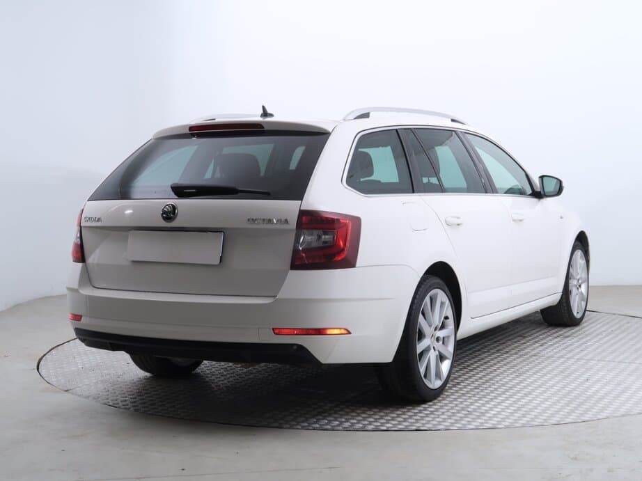 2019 Škoda OCTAVIA - 7