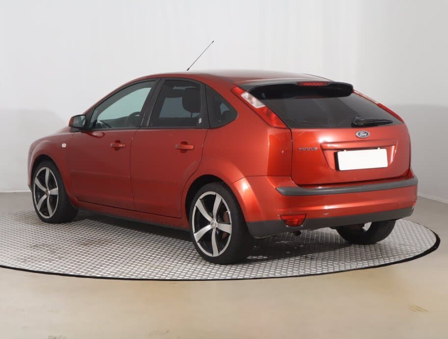 2005 Ford FOCUS - 5
