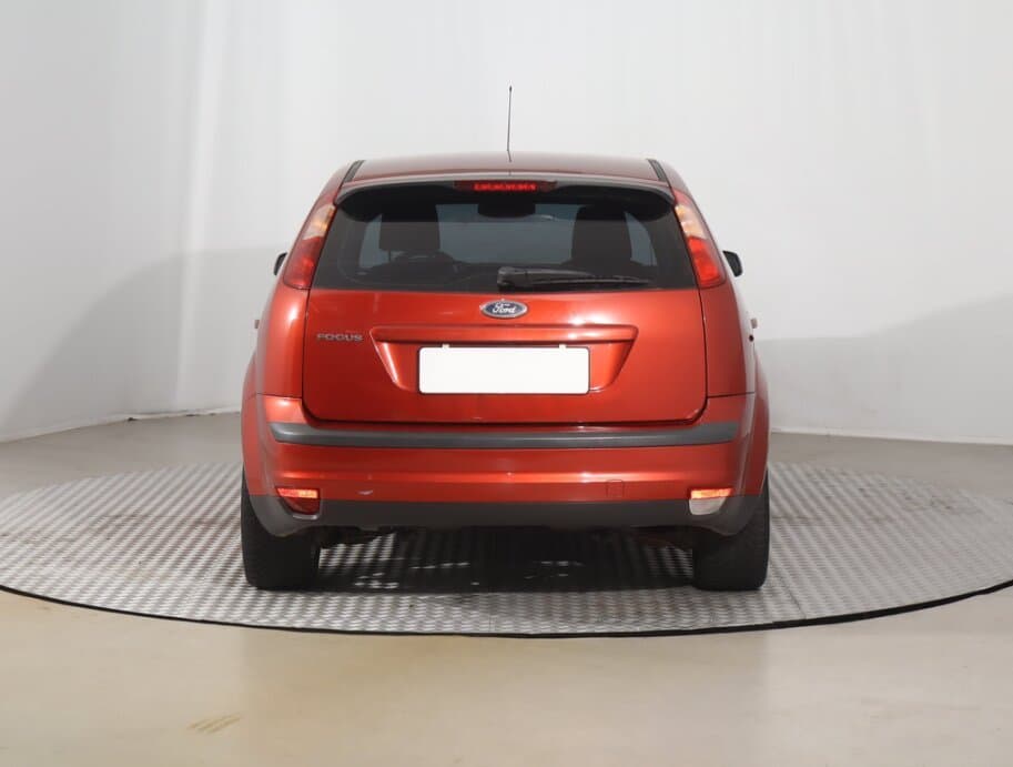 2005 Ford FOCUS - 6