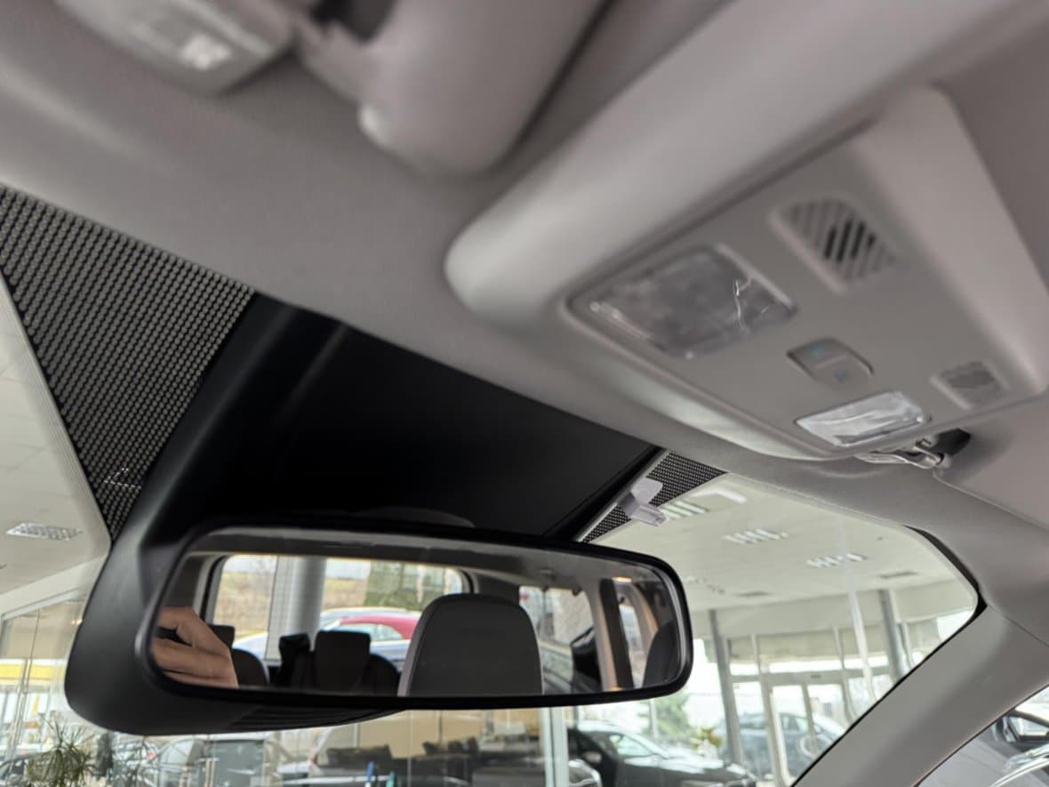 2020 Ford Tourneo - 19