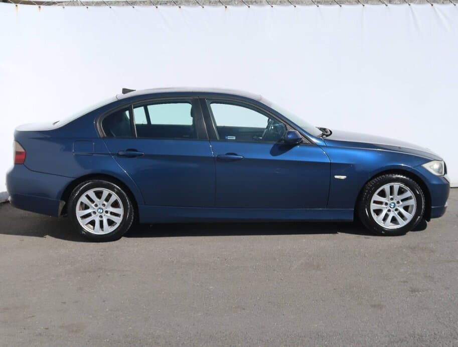 2006 BMW 3-SERIES - 8