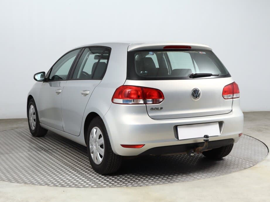 2010 Volkswagen GOLF - 5