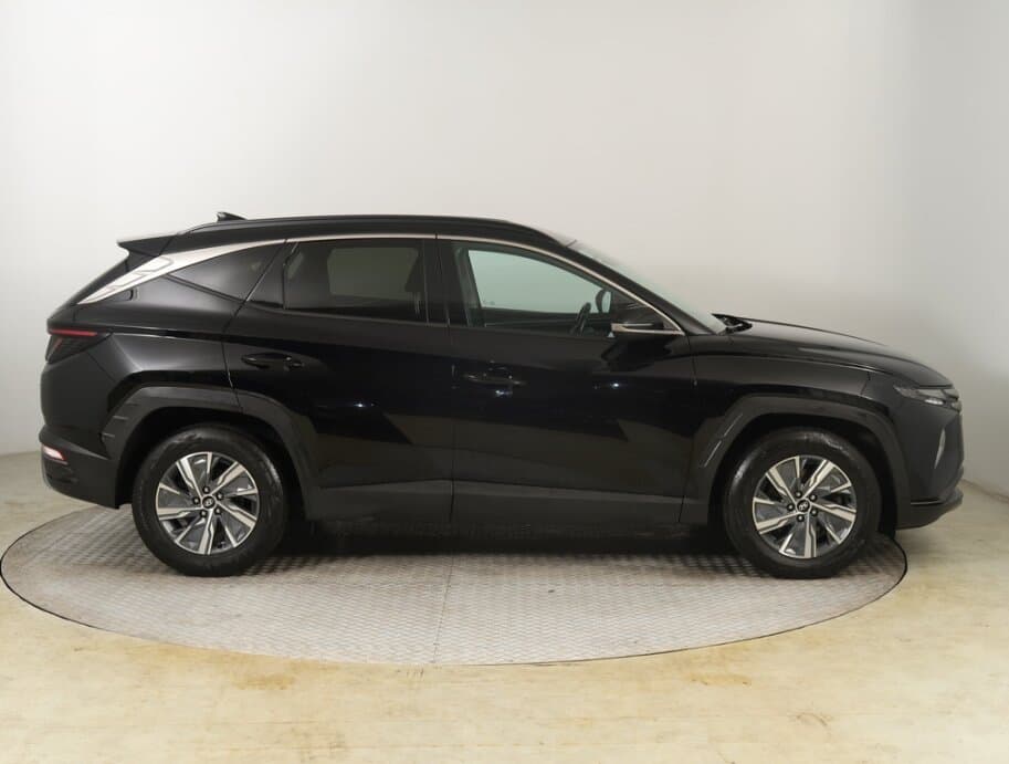 2021 Hyundai TUCSON - 8