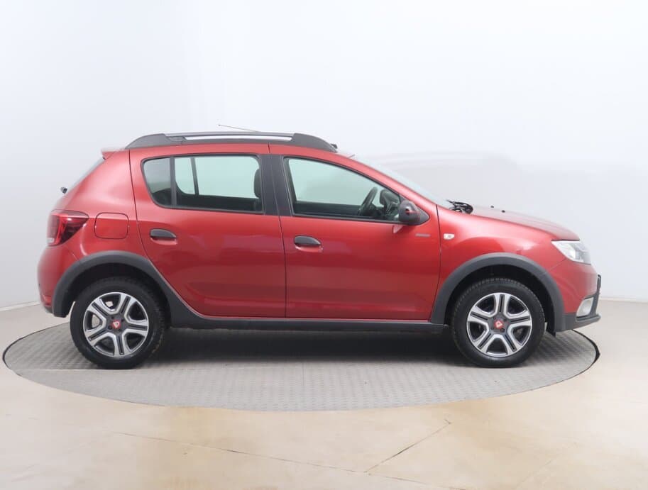 2019 Dacia SANDERO - 8