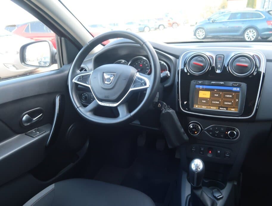 2019 Dacia SANDERO - 9