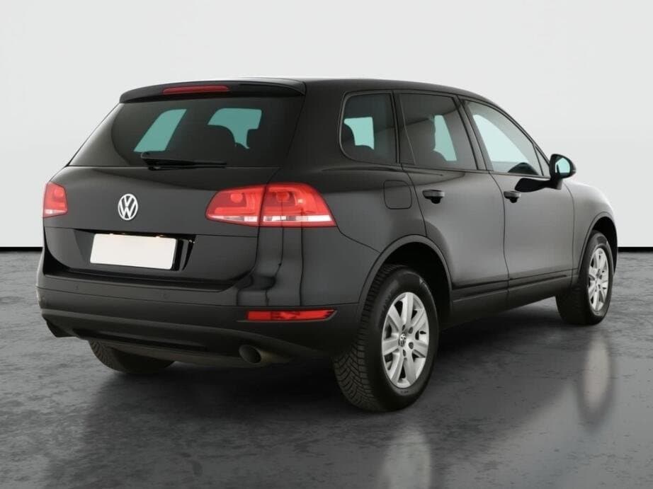 2012 Volkswagen TOUAREG - 7