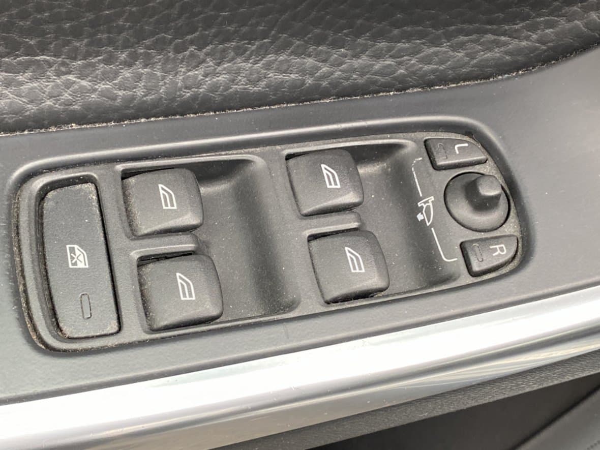 2013 Volvo V60 - 23
