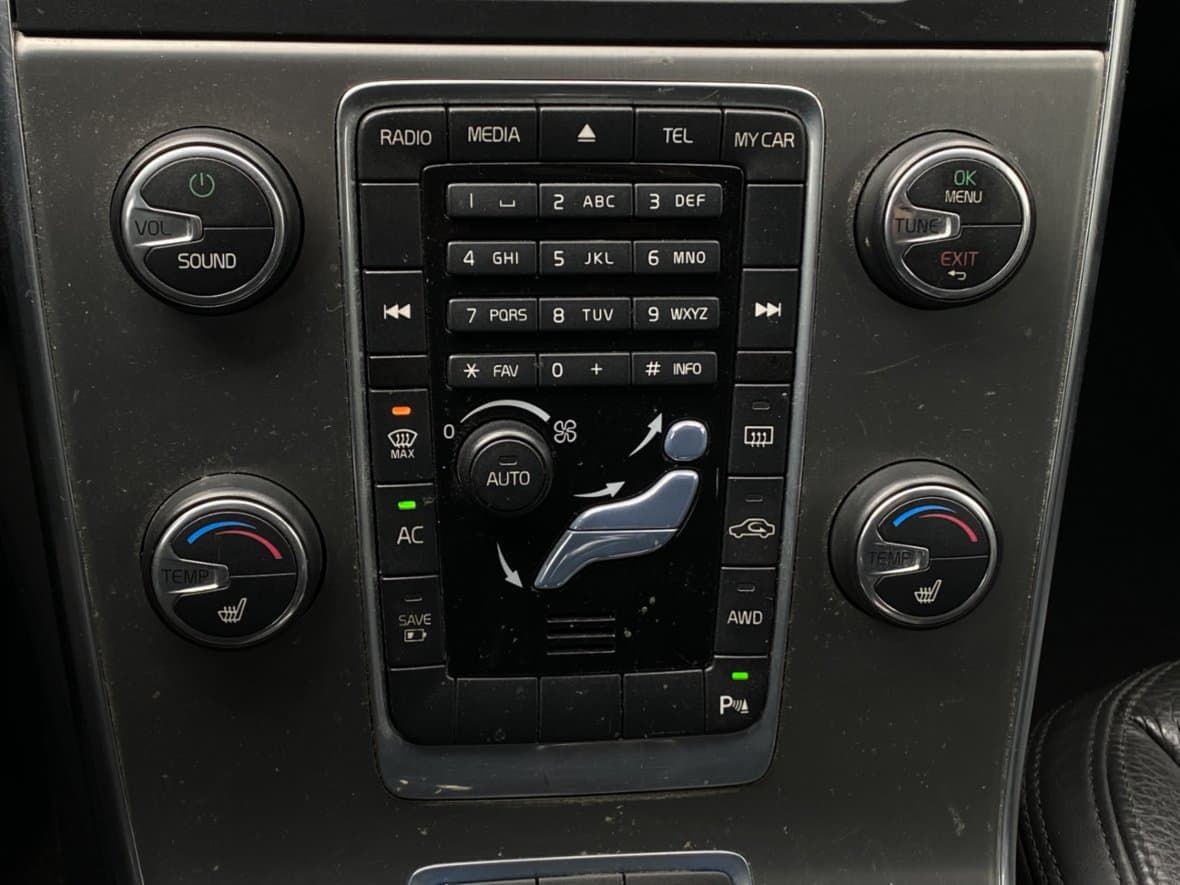 2013 Volvo V60 - 33