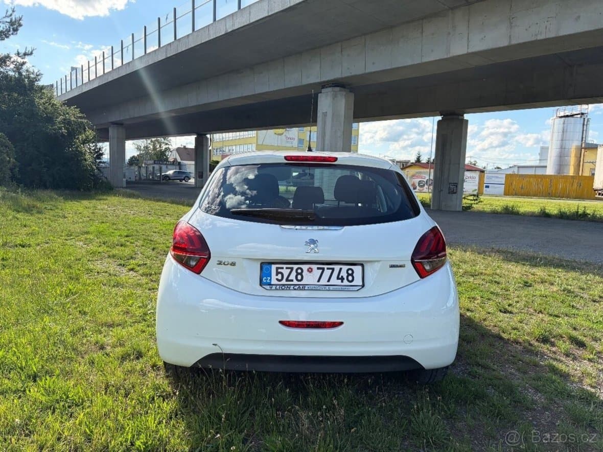 2017 Peugeot 208 - 3