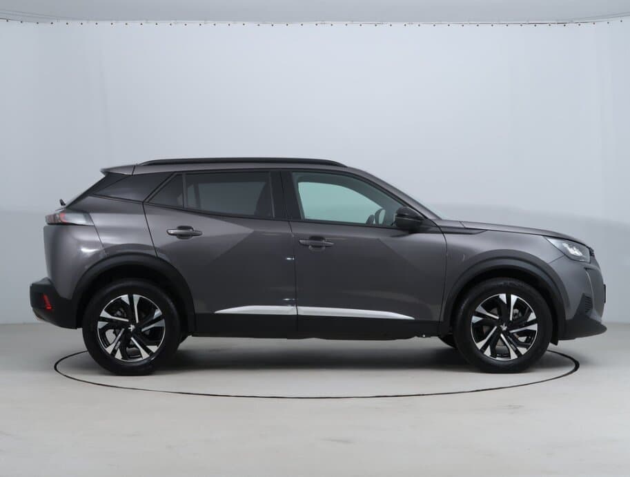 2023 Peugeot 2008 - 8