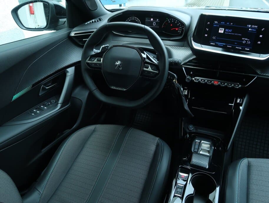 2023 Peugeot 2008 - 9