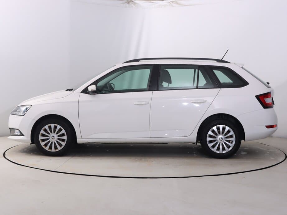 2021 Škoda FABIA - 4