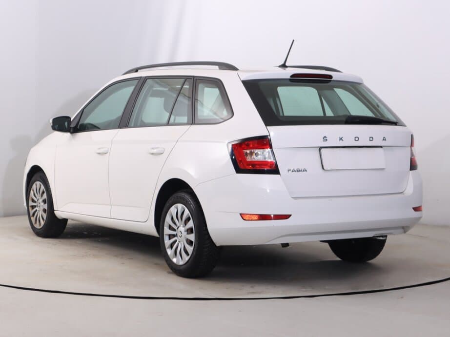 2021 Škoda FABIA - 5
