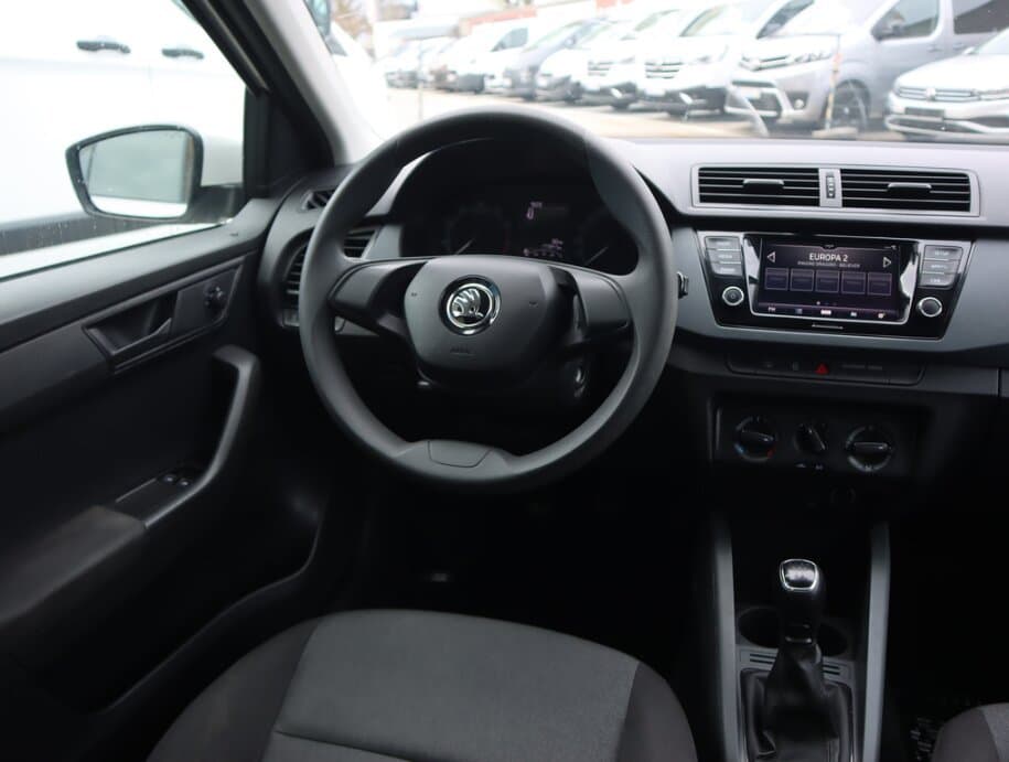 2021 Škoda FABIA - 9