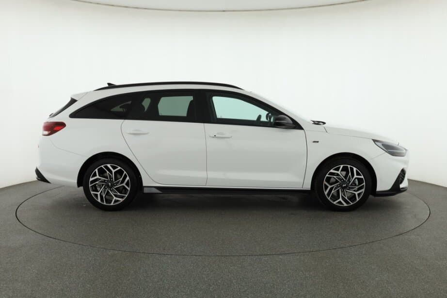 2025 Hyundai i30 - 8