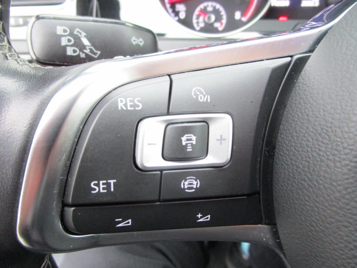 2018 Volkswagen Golf - 17