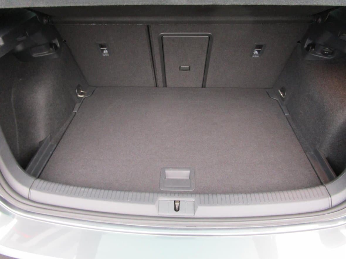 2018 Volkswagen Golf - 20