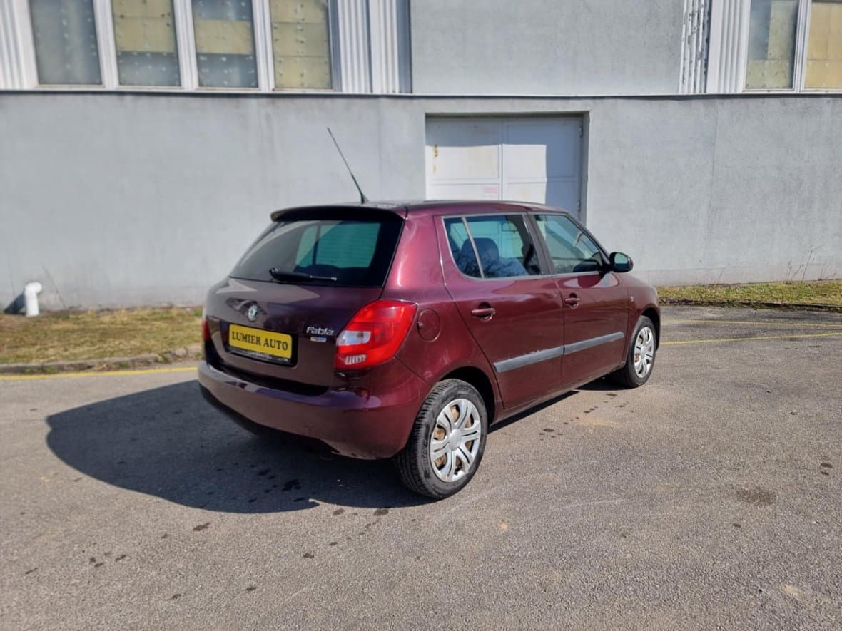 2011 Škoda Fabia - 5