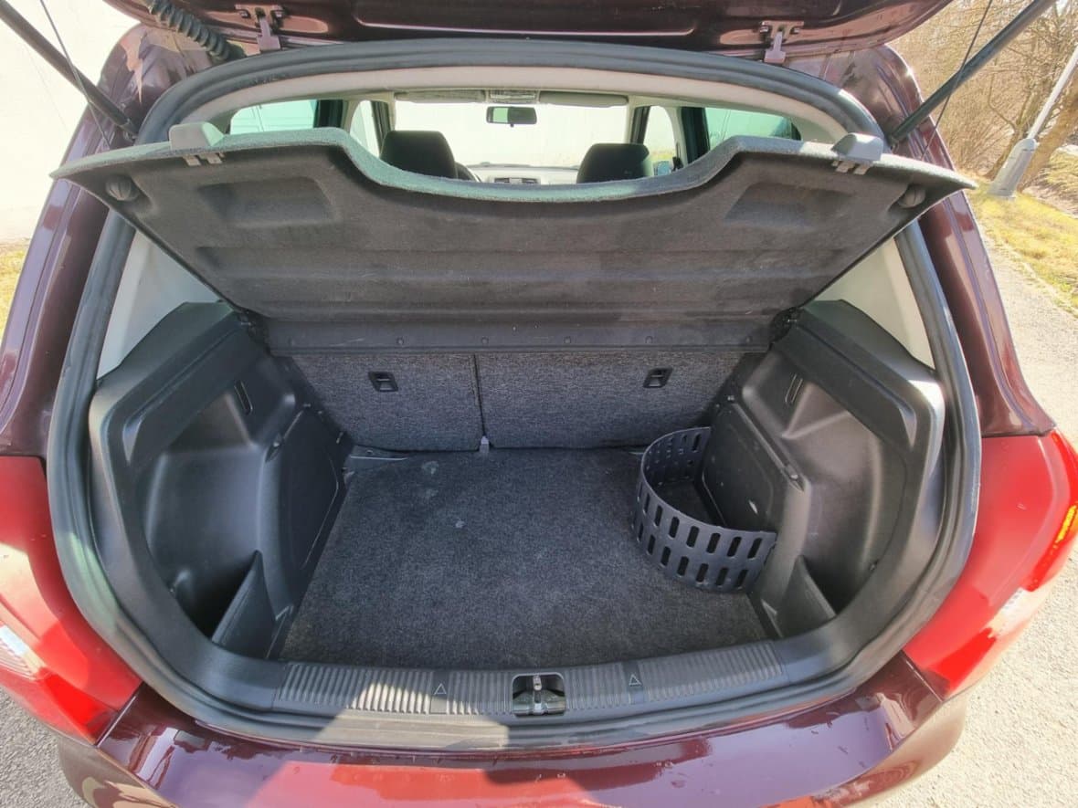 2011 Škoda Fabia - 11