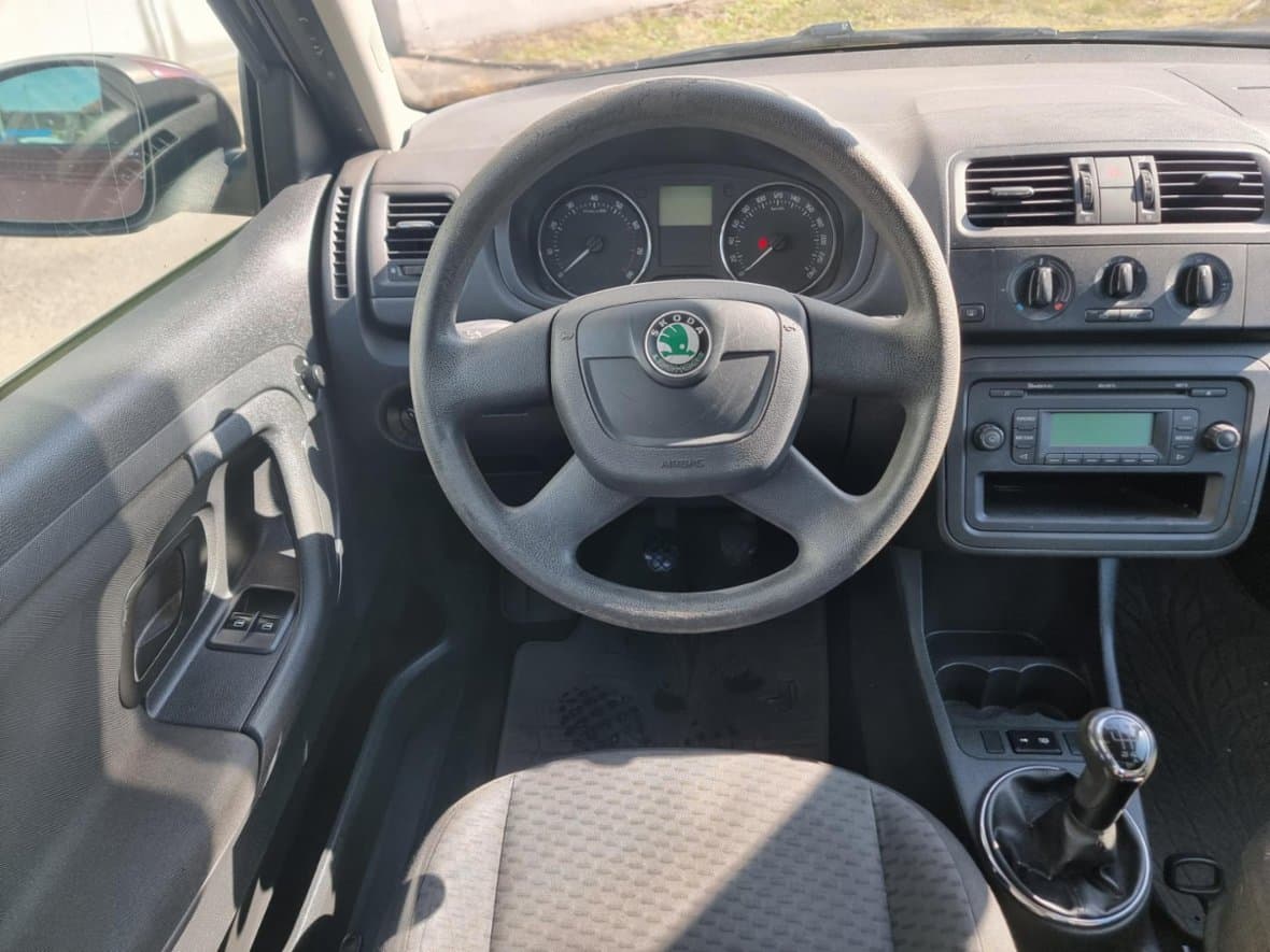 2011 Škoda Fabia - 13