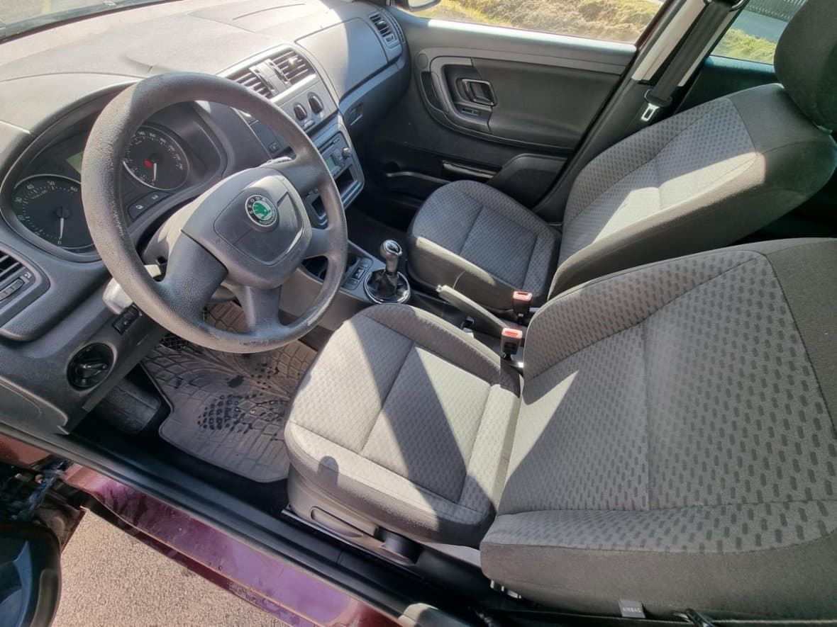 2011 Škoda Fabia - 14