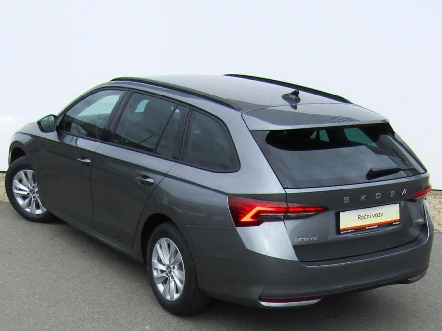 2025 Škoda Octavia - 14