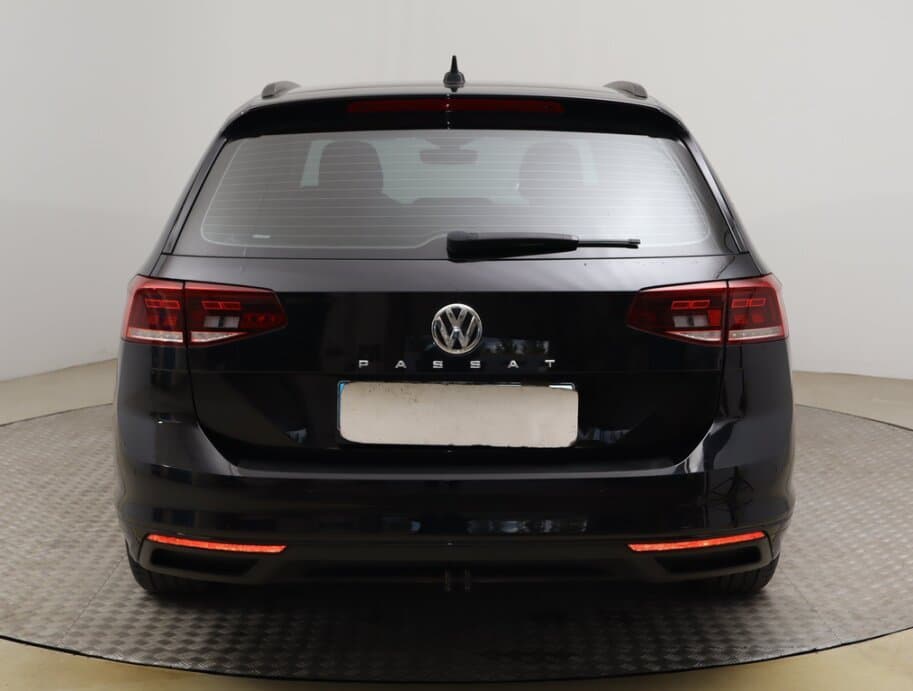 2020 Volkswagen PASSAT - 6
