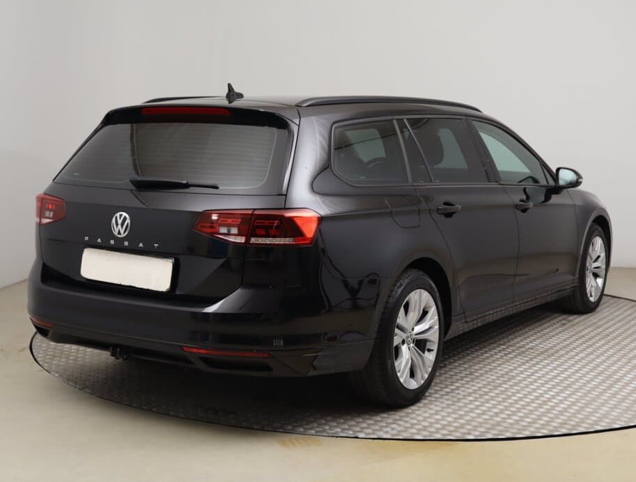 2020 Volkswagen PASSAT - 7