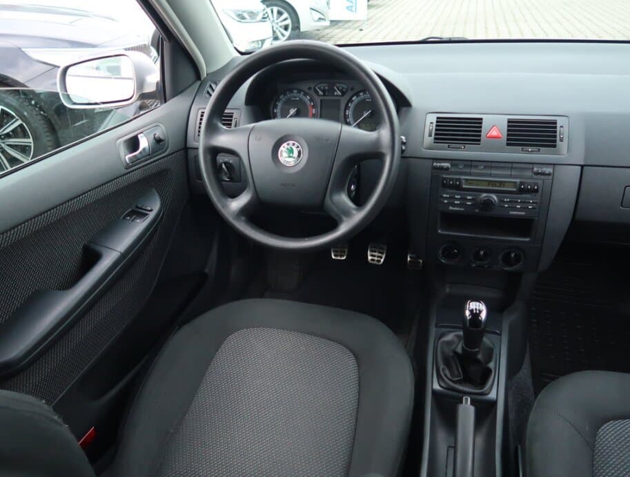 2006 Škoda FABIA - 9