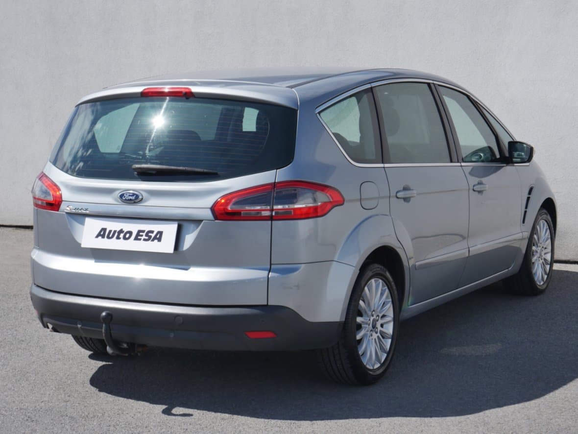 2012 Ford S-MAX - 4