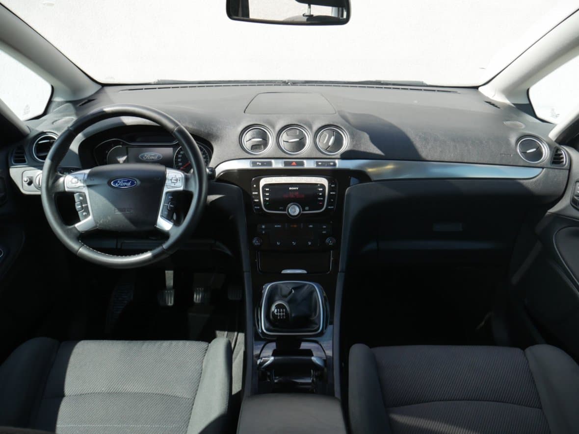 2012 Ford S-MAX - 8