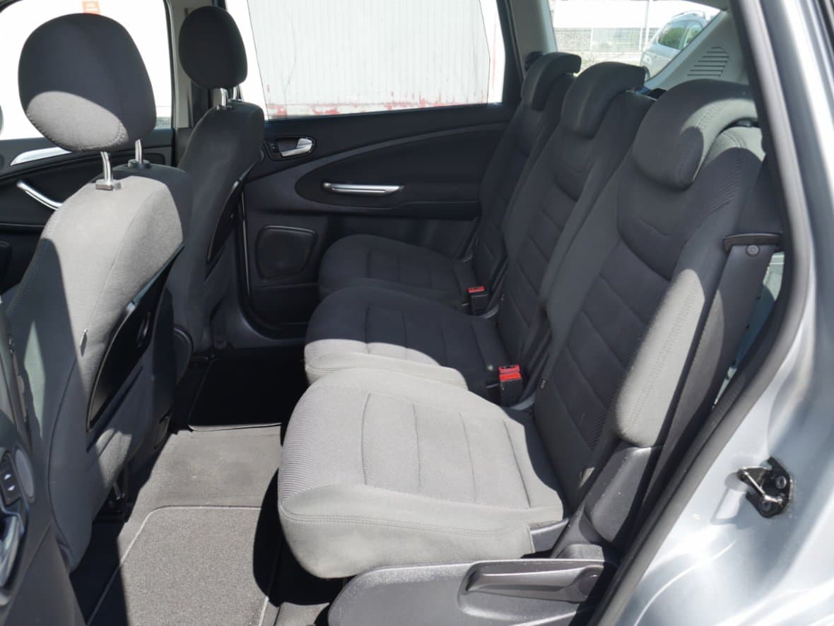 2012 Ford S-MAX - 10