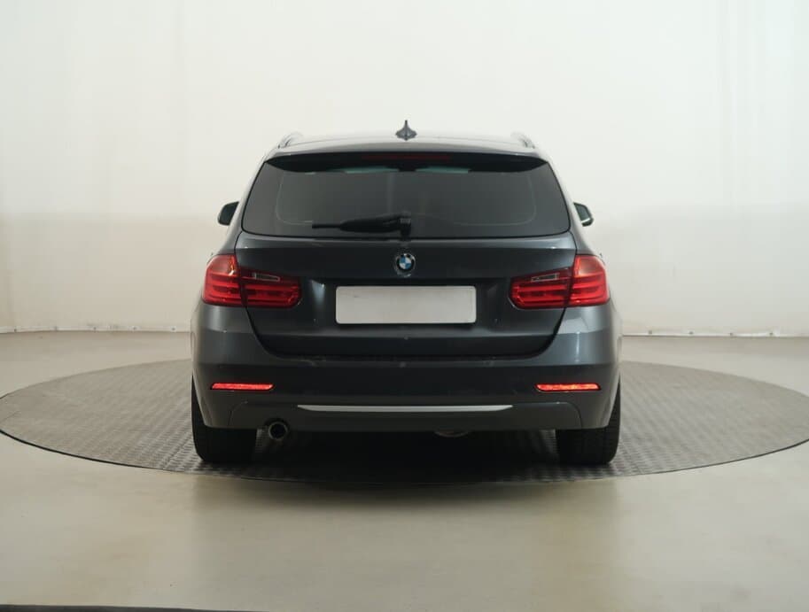 2013 BMW 3-SERIES - 6
