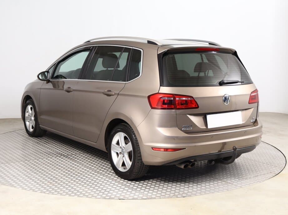 2015 Volkswagen GOLF - 9
