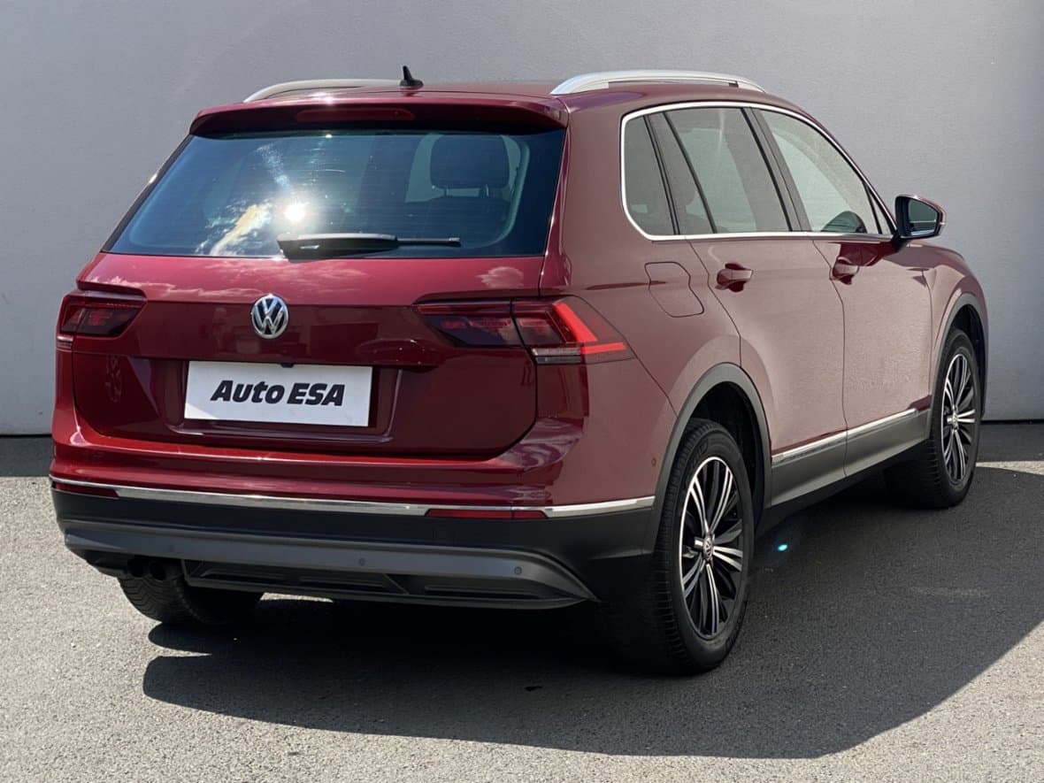 2017 Volkswagen TIGUAN - 4
