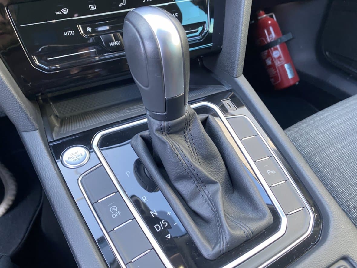 2021 Volkswagen PASSAT - 16