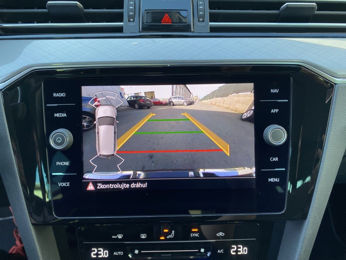 2021 Volkswagen PASSAT - 18