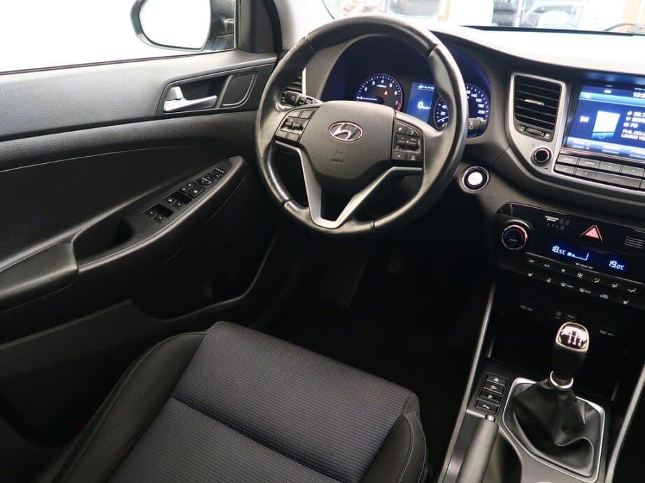 2016 Hyundai TUCSON - 9