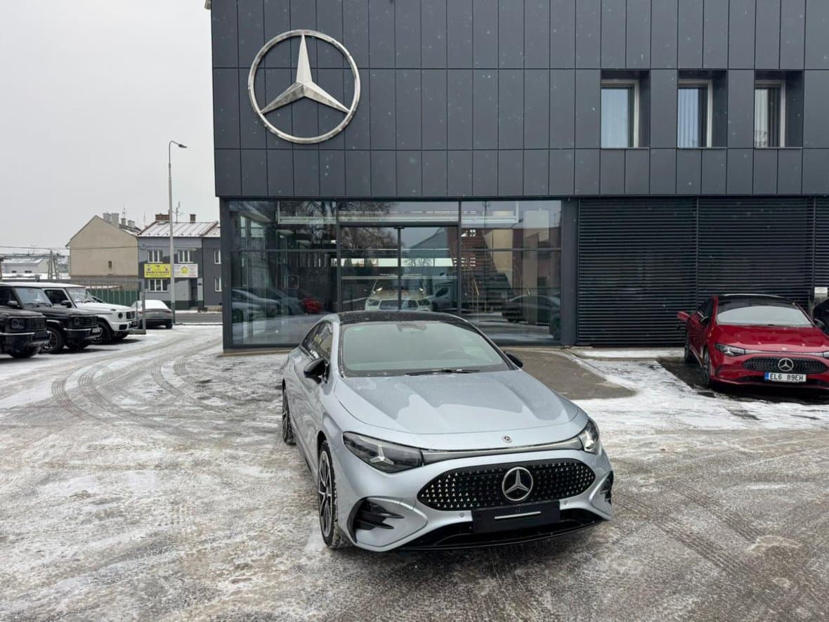 2025 Mercedes-Benz CLA