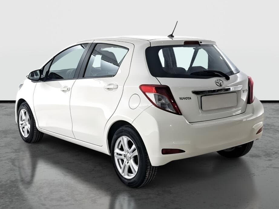 2012 Toyota YARIS - 5