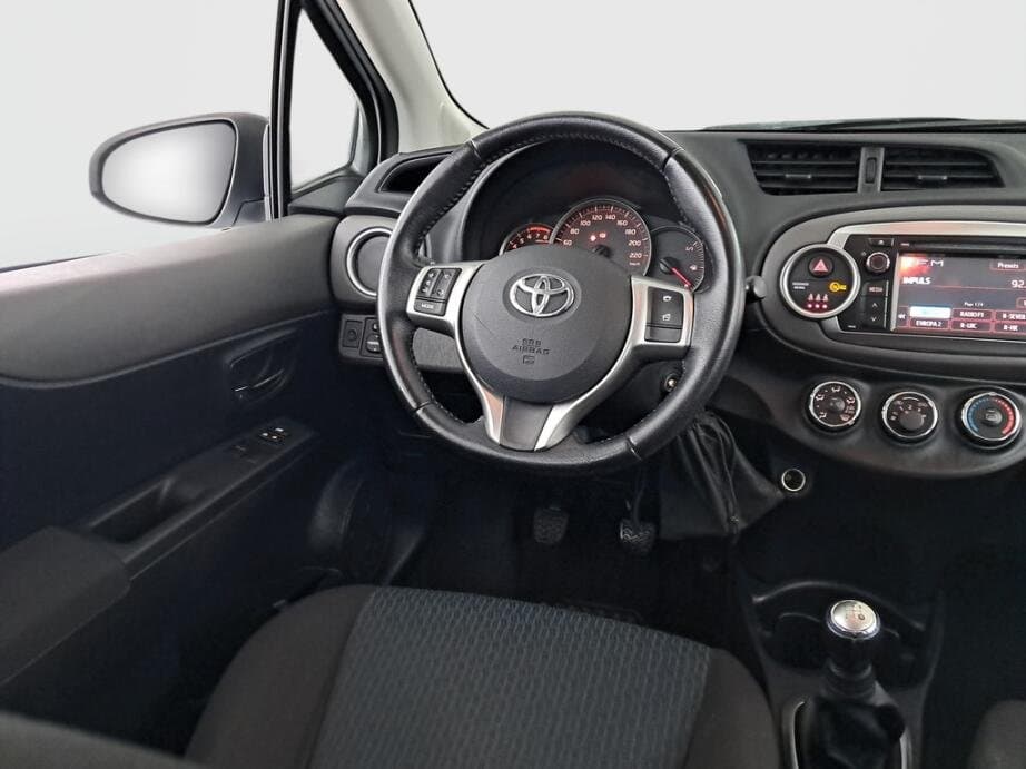 2012 Toyota YARIS - 9