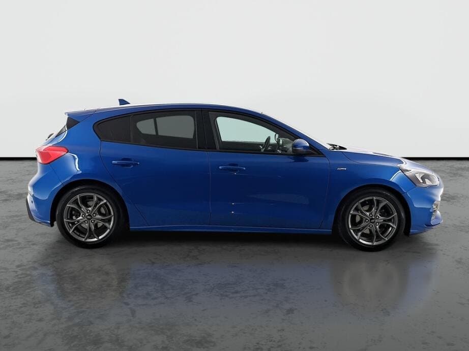 2020 Ford FOCUS - 8