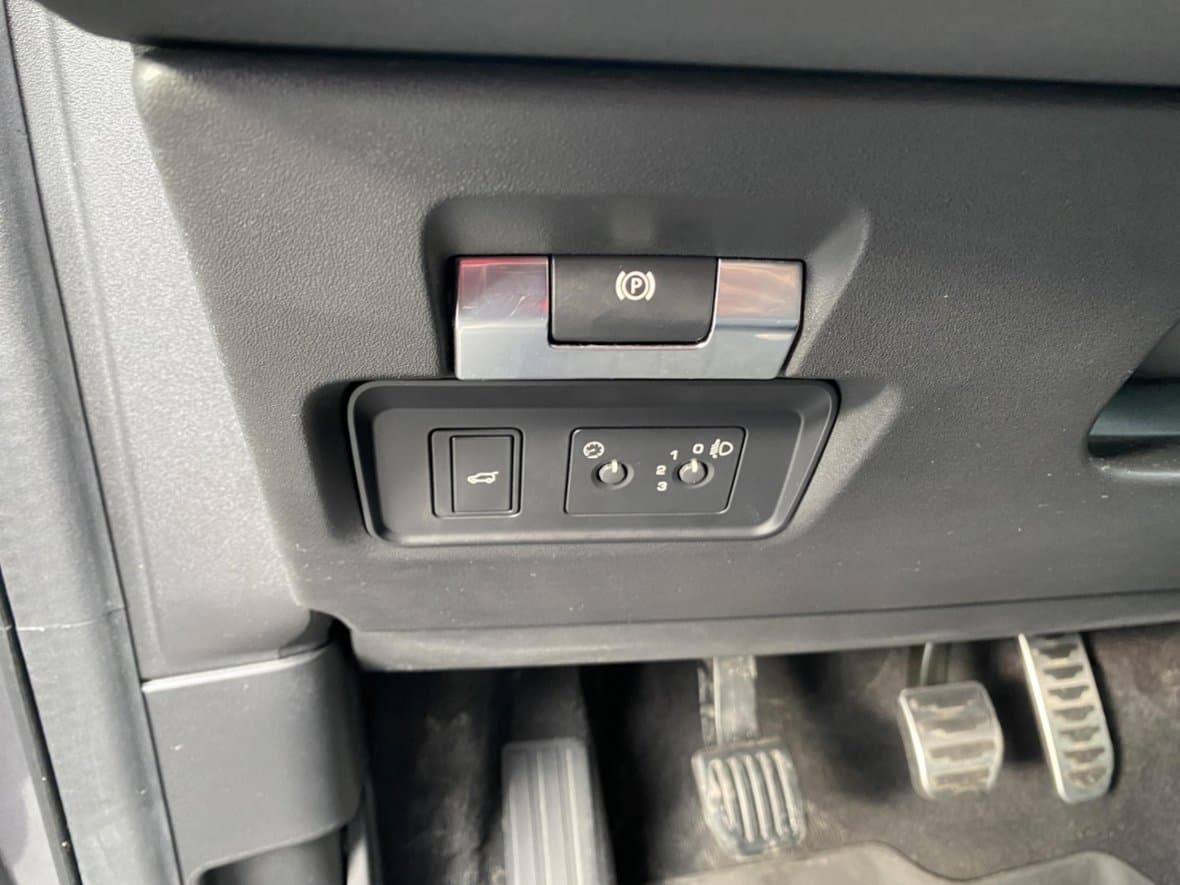 2020 Land Rover DISCOVERY - 15