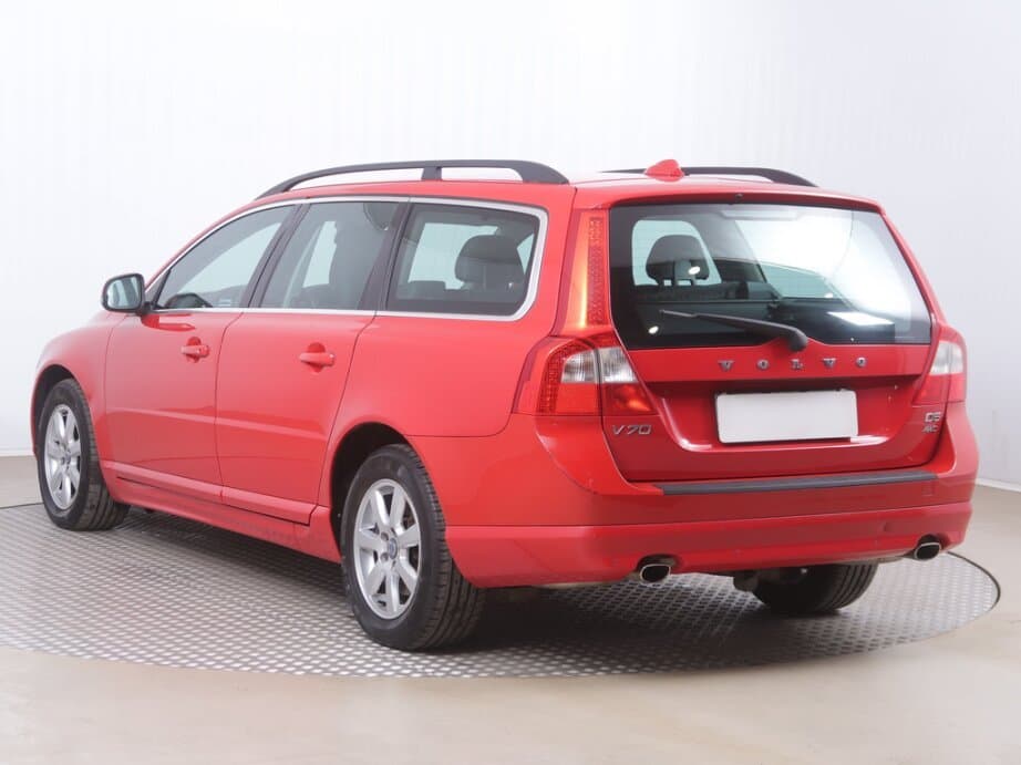 2012 Volvo V70 - 5