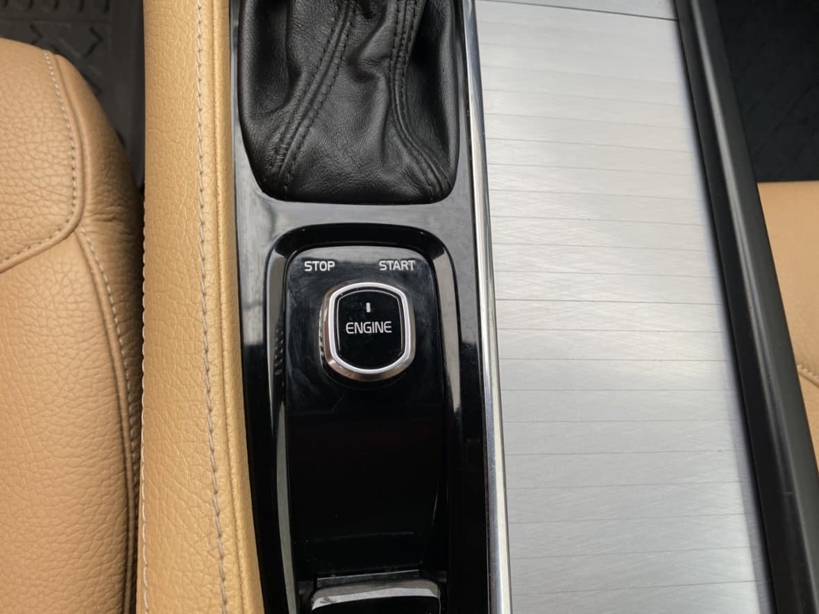 2016 Volvo XC90 - 37